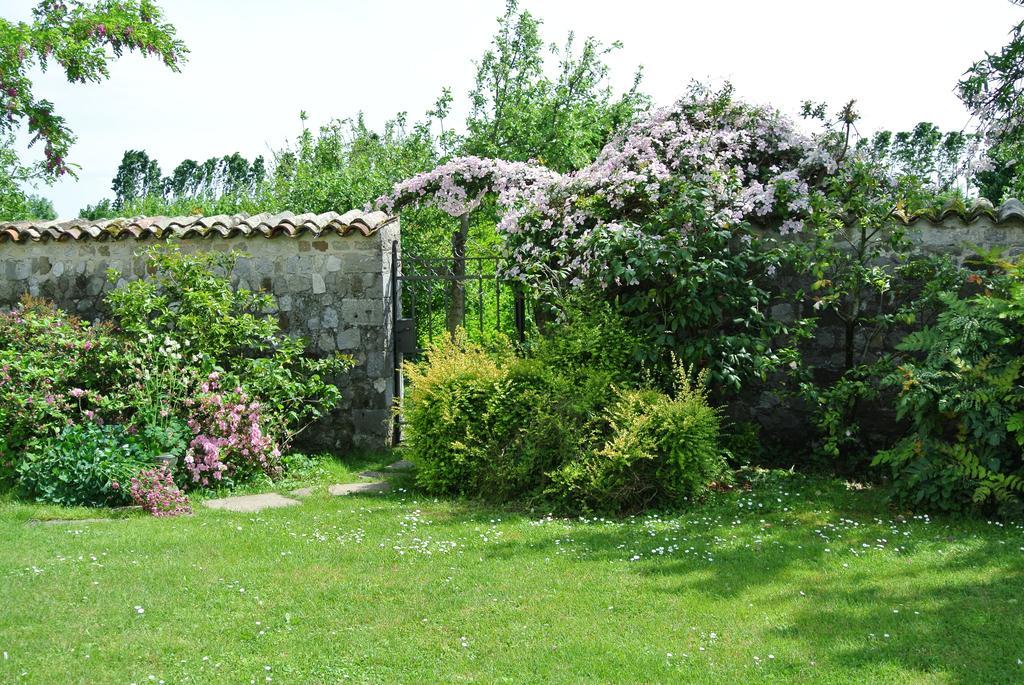 Agriturismo Domus Magna Povoletto Luaran gambar